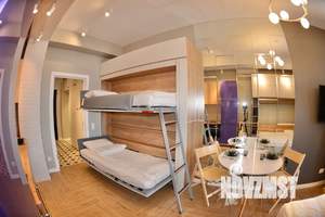 Студия квартира, посуточно, 35м2, 8/10 этаж