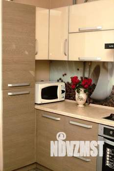 1-к квартира, посуточно, 46м2, 1/10 этаж