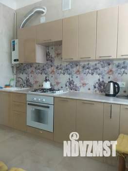 2-к квартира, посуточно, 70м2, 2/4 этаж