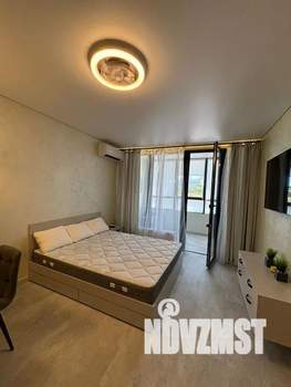 Студия квартира, посуточно, 32м2, 2/10 этаж