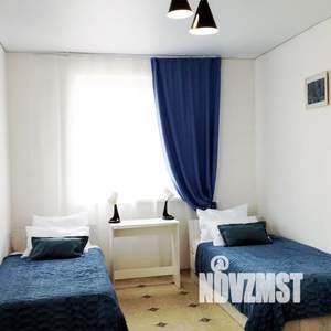 2-к квартира, посуточно, 50м2, 3/3 этаж