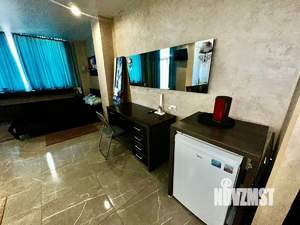 Студия квартира, посуточно, 42м2, 2/10 этаж