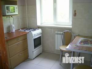 1-к квартира, посуточно, 33м2, 3/5 этаж