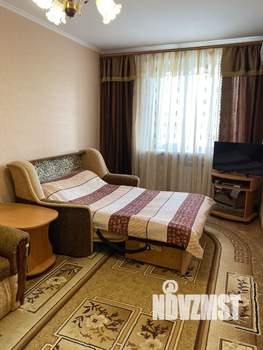 1-к квартира, посуточно, 40м2, 3/5 этаж