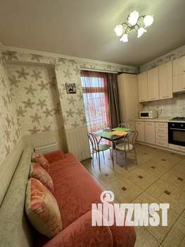 1-к квартира, посуточно, 45м2, 2/10 этаж