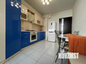 1-к квартира, посуточно, 40м2, 3/10 этаж