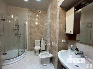 3-к квартира, на длительный срок, 100м2, 1/2 этаж