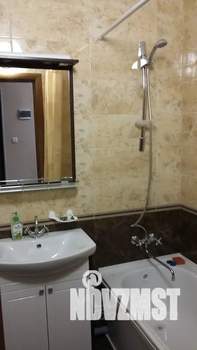 1-к квартира, посуточно, 40м2, 4/6 этаж