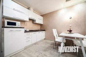 1-к квартира, посуточно, 40м2, 1/9 этаж