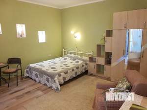 1-к квартира, посуточно, 40м2, 1/2 этаж