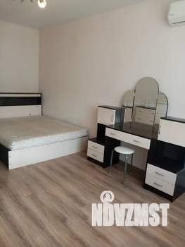 1-к квартира, посуточно, 43м2, 7/10 этаж