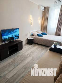 1-к квартира, посуточно, 37м2, 8/10 этаж