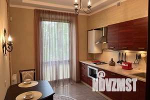 1-к квартира, посуточно, 46м2, 2/5 этаж