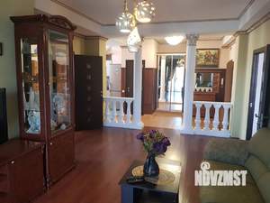 3-к квартира, посуточно, 120м2, 2/9 этаж