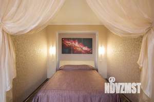 1-к квартира, посуточно, 53м2, 4/10 этаж