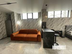 Студия квартира, посуточно, 44м2, 1/3 этаж