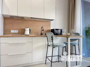 Студия квартира, посуточно, 35м2, 1/3 этаж