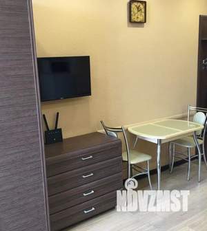 Студия квартира, посуточно, 20м2, 2/4 этаж