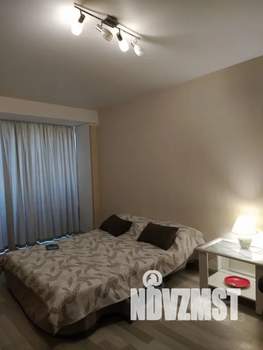 1-к квартира, посуточно, 30м2, 5/5 этаж