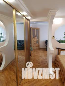 1-к квартира, посуточно, 60м2, 4/8 этаж