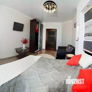 1-к квартира, посуточно, 40м2, 8/12 этаж