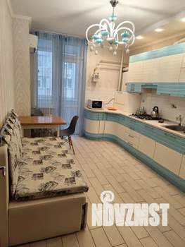 1-к квартира, посуточно, 42м2, 4/9 этаж