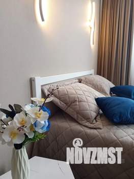 1-к квартира, посуточно, 37м2, 8/10 этаж