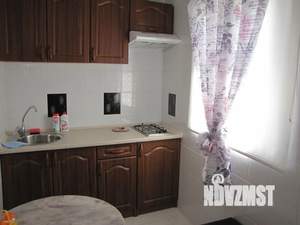 1-к квартира, посуточно, 48м2, 3/3 этаж
