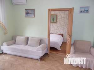 1-к квартира, посуточно, 38м2, 3/3 этаж