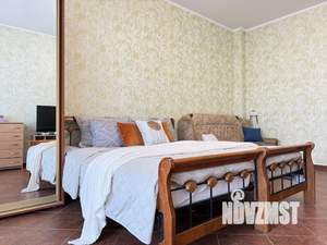 1-к квартира, посуточно, 45м2, 1/1 этаж