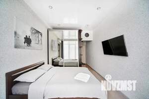 1-к квартира, посуточно, 17м2, 7/10 этаж