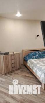 Студия квартира, посуточно, 40м2, 1/3 этаж