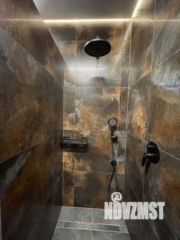 Студия квартира, посуточно, 44м2, 1/3 этаж