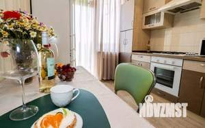 1-к квартира, посуточно, 40м2, 1/1 этаж