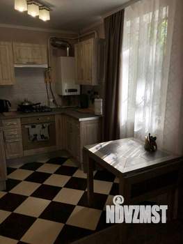 2-к квартира, на длительный срок, 42м2, 1/5 этаж