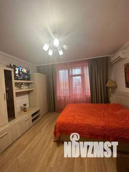 1-к квартира, посуточно, 45м2, 2/10 этаж