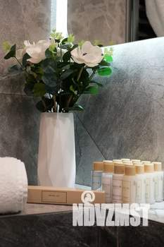 Студия квартира, посуточно, 42м2, 2/5 этаж