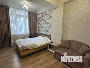 1-к квартира, посуточно, 40м2, 5/13 этаж