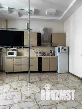 Студия квартира, посуточно, 47м2, 2/5 этаж