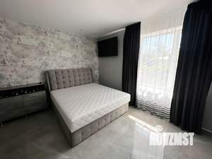 1-к квартира, посуточно, 45м2, 1/3 этаж