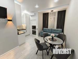 Студия квартира, посуточно, 30м2, 1/4 этаж