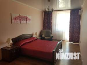 1-к квартира, посуточно, 42м2, 3/10 этаж