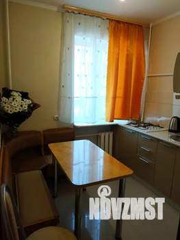 2-к квартира, посуточно, 45м2, 3/5 этаж