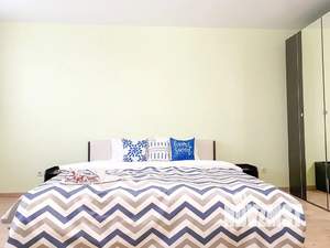 2-к квартира, посуточно, 57м2, 1/2 этаж