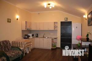 2-к квартира, посуточно, 40м2, 2/2 этаж