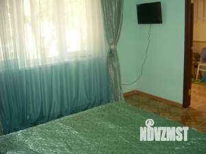 2-к квартира, посуточно, 45м2, 1/5 этаж