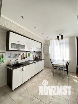 1-к квартира, посуточно, 40м2, 2/10 этаж