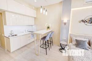 Студия квартира, посуточно, 35м2, 5/10 этаж