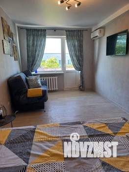 1-к квартира, посуточно, 33м2, 5/5 этаж