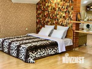 1-к квартира, посуточно, 60м2, 3/3 этаж